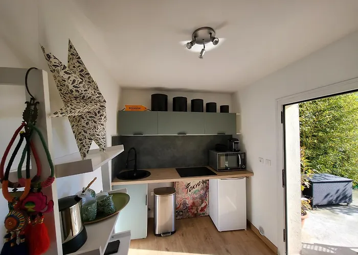 Independant Avec Terrasse A Juan Les Pins בית הארחה אנטיב