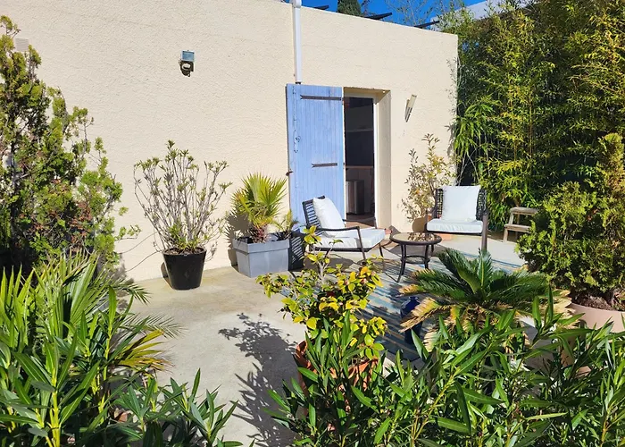 Independant Avec Terrasse A Juan Les Pins בית הארחה 3*